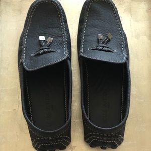 Men's Louis Vuitton Black Loafers. Unworn.